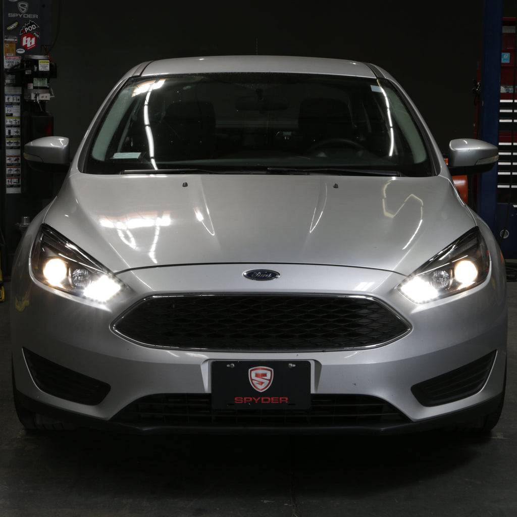 Spyder 15-18 Ford Focus Projector Headlights - Seq Turn Light Bar - Black PRO-YD-FF15-LBSEQ-BK 5086105