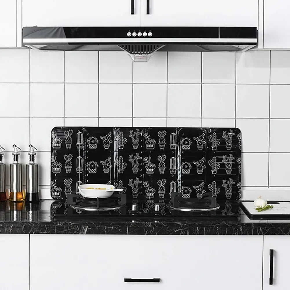 Kitchen Gas Stove Baffle Non Stick Aluminum Foil Splash Guard Adjustable Design Easy To Clean Protects Walls and Counters