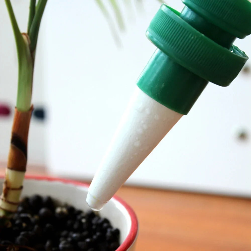 4pcs Plant Watering Devices Automatic Irrigation Plant Self Watering Spikes Garden Stakes for Potted Plants Flower Vacation