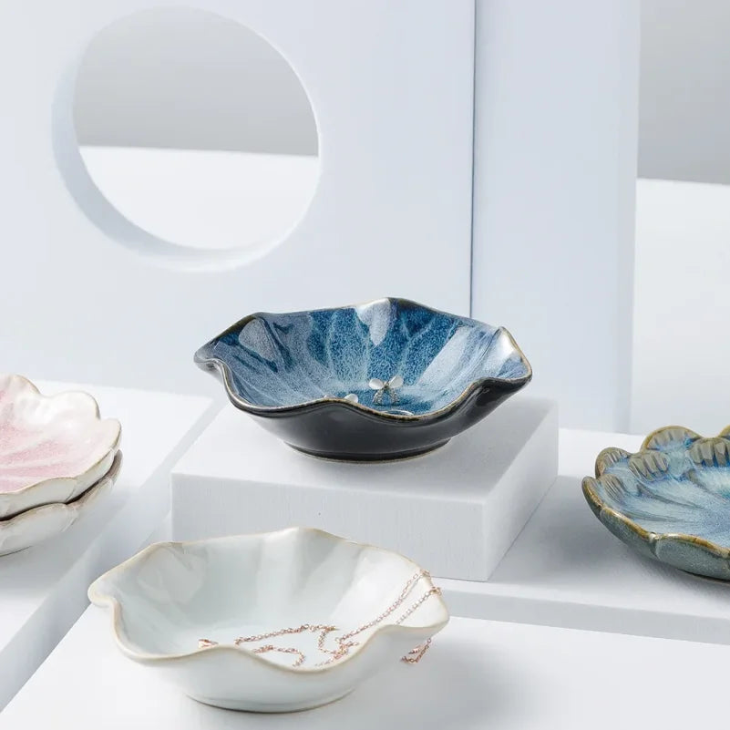 Creative and Minimalist Style Jewelry Tray Home Snack Dish Flavor Dish Ceramic Lotus Decoration Plate and Decorative Display