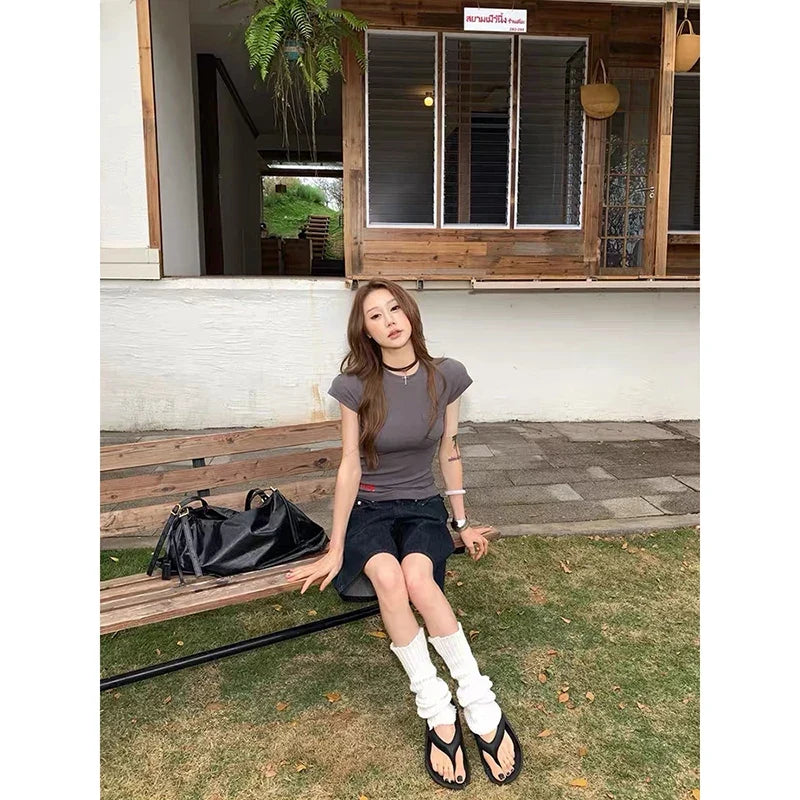 YIBASHU Summer Women American Retro Jorts Punk Jean Shorts Black Y2K 2000s Harajuku Denim Calf-Length Pant Japanese High Street
