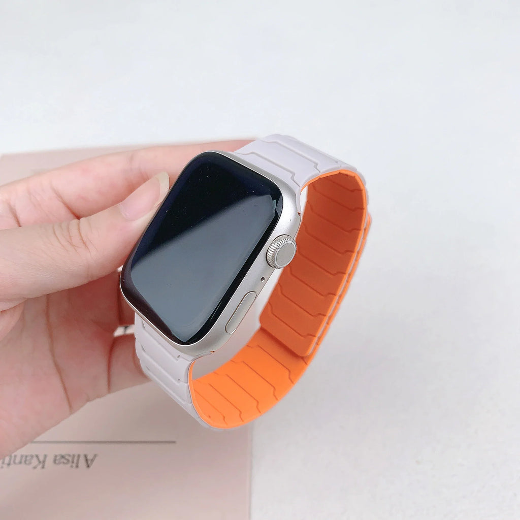 magnetic Strap For Apple Watch Band ultra 2 3 49mm 44mm 40mm 41mm 46mm 42mm 45mm 38 Silicone Bracelet IWatch Series 11 9 8 SE 10