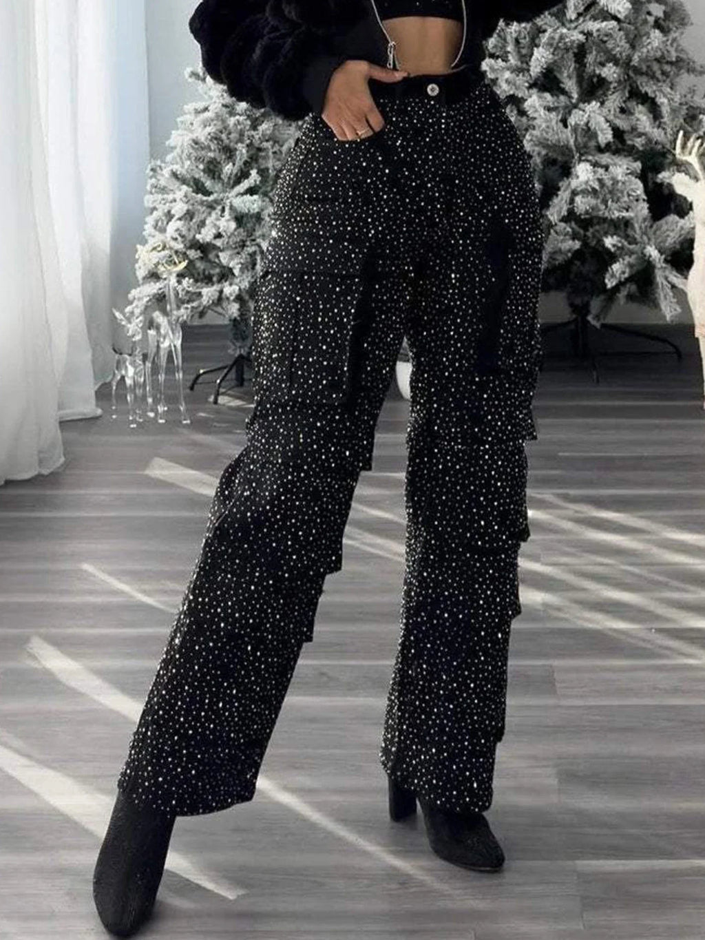 2026 New High Waist Black Rhinestone Multi-pocket Work Jeans, Street Style, High Quality Fashionable Straight Jeans, a Must-have for Street Style