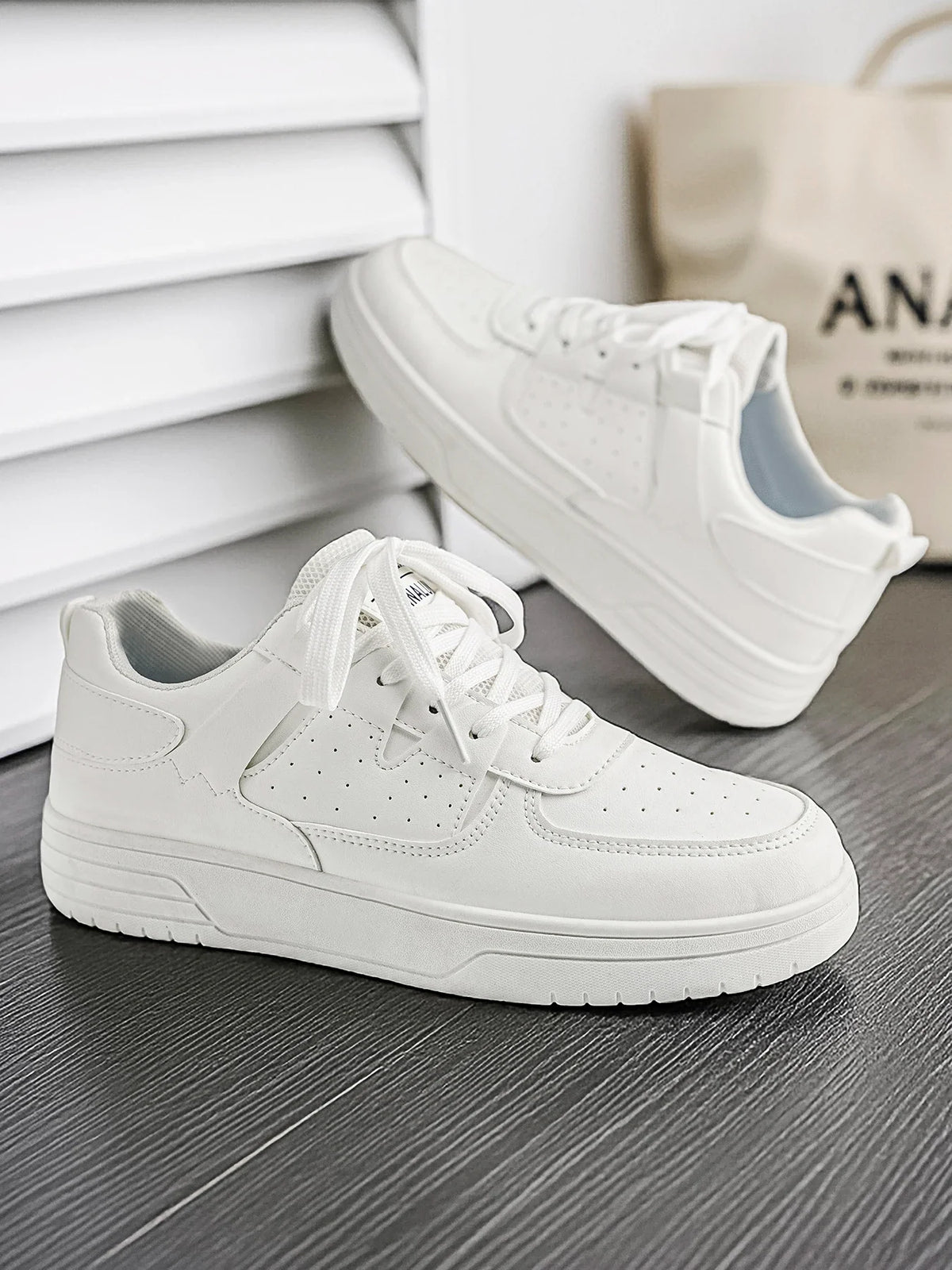 Fashionable sports shoes - skate shoes. Low-top lace-up shoes with a school style and street style, suitable for daily outdoor