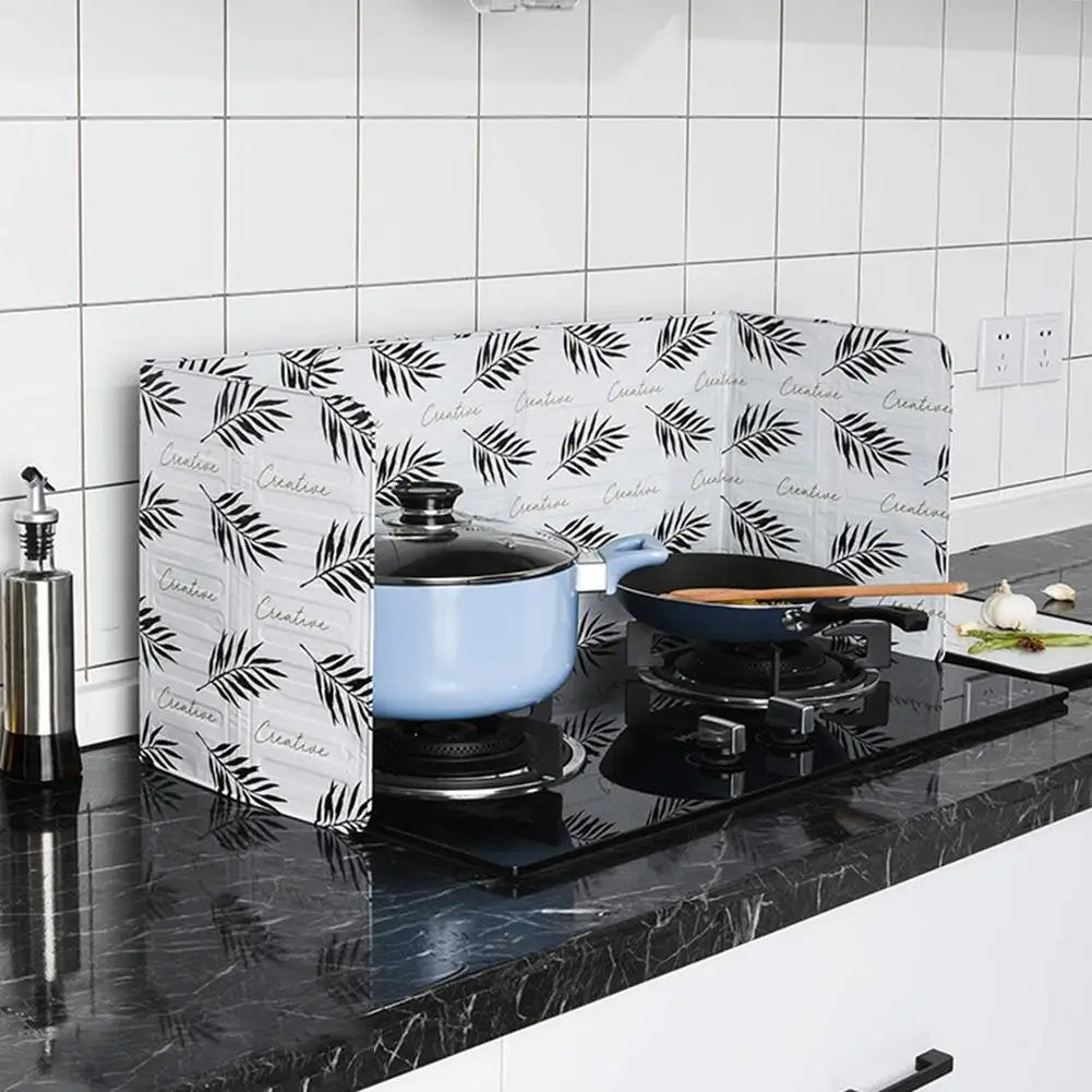 Kitchen Gas Stove Baffle Non Stick Aluminum Foil Splash Guard Adjustable Design Easy To Clean Protects Walls and Counters