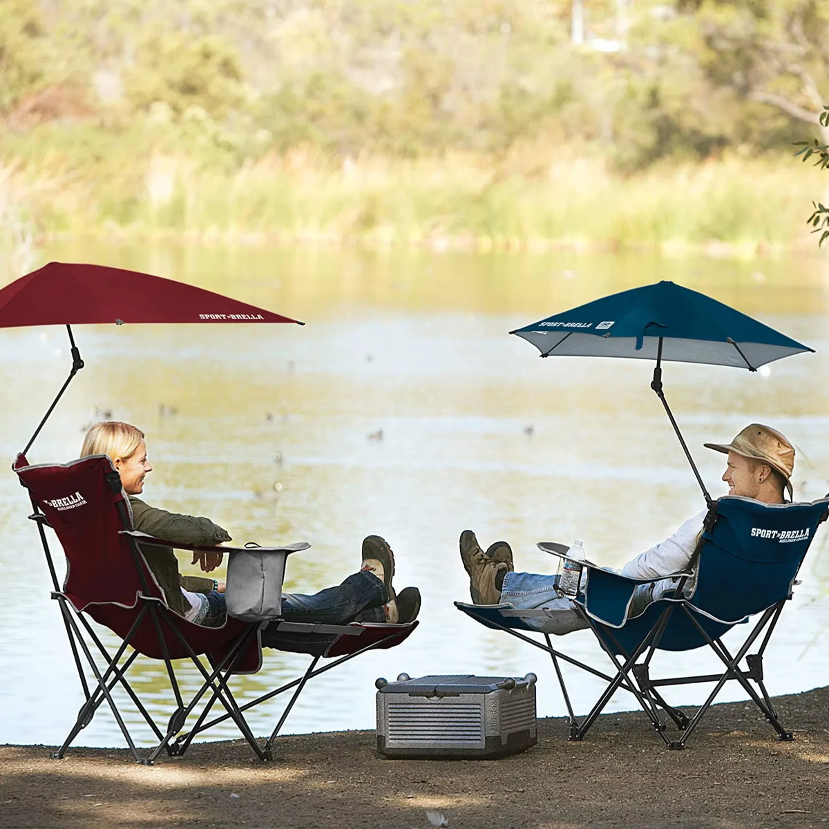 Wholesale Prices Folding Beach Chair With Adjustable Umbrella For Beach Outdoor Folding Chair With Footrest