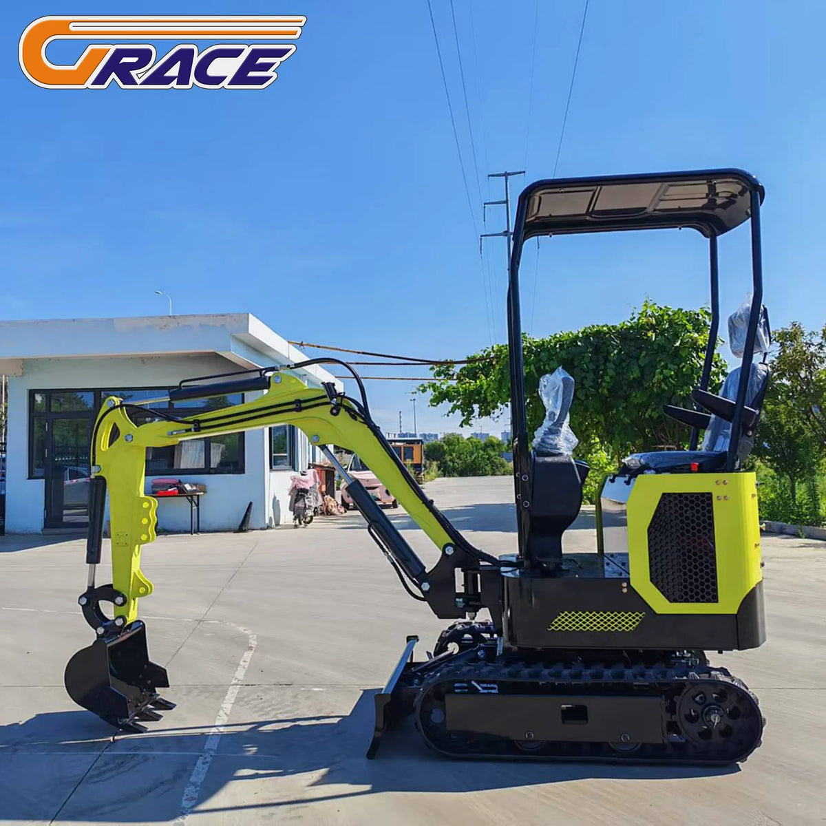 1.8 Ton Mini Excavator – Kubota Diesel Crawler Digger with Hydraulic Pilot Controls