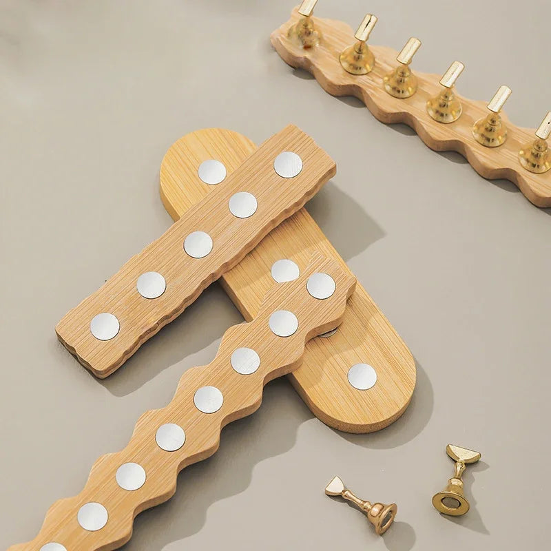 5 or 10pcs/set Magnetic Nail Holder Practice Display Stand Wood Showing Shelf Nail Art Tool Nail Polish Display Stand