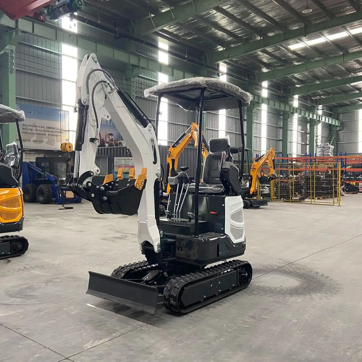 Mini Excavator – Compact Crawler Digger with Custom Color Options