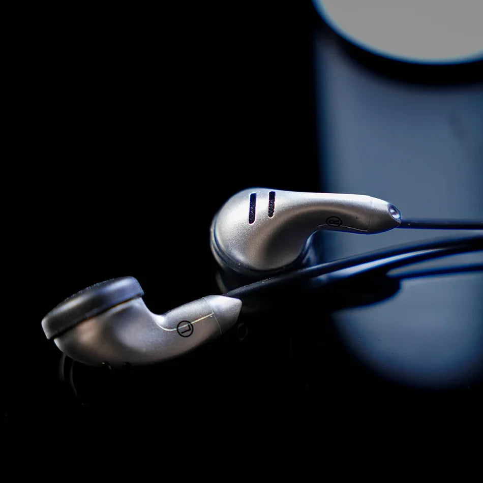 Monk GTR GT-Retro Handheld Gaming Earbuds