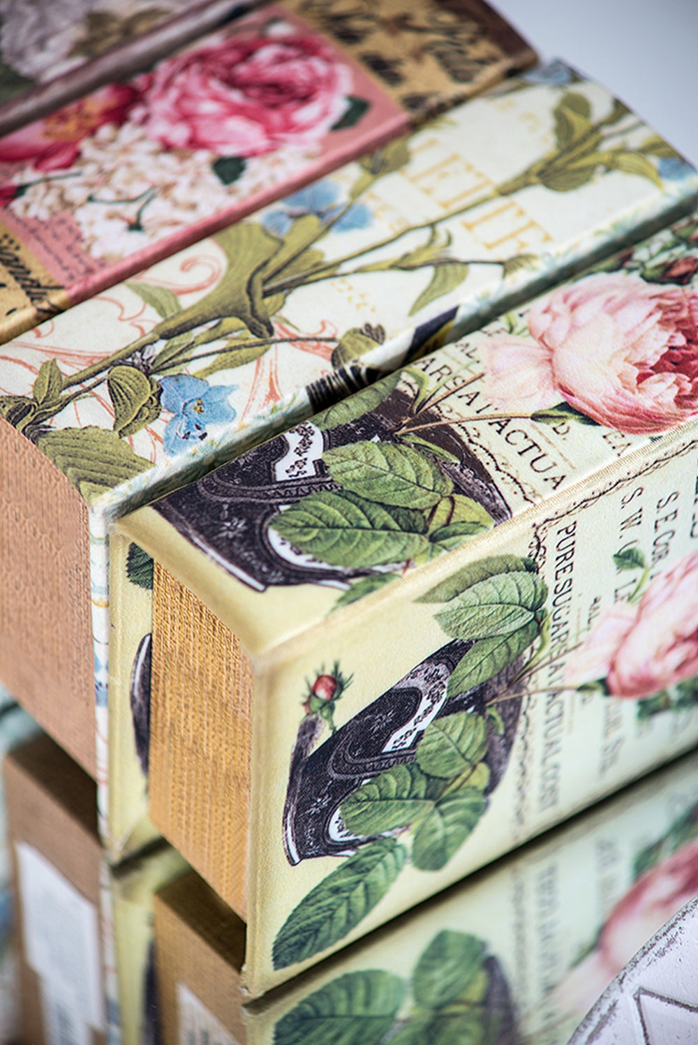 Set of 4 Nature Lover's Book Boxes with Floral Designs