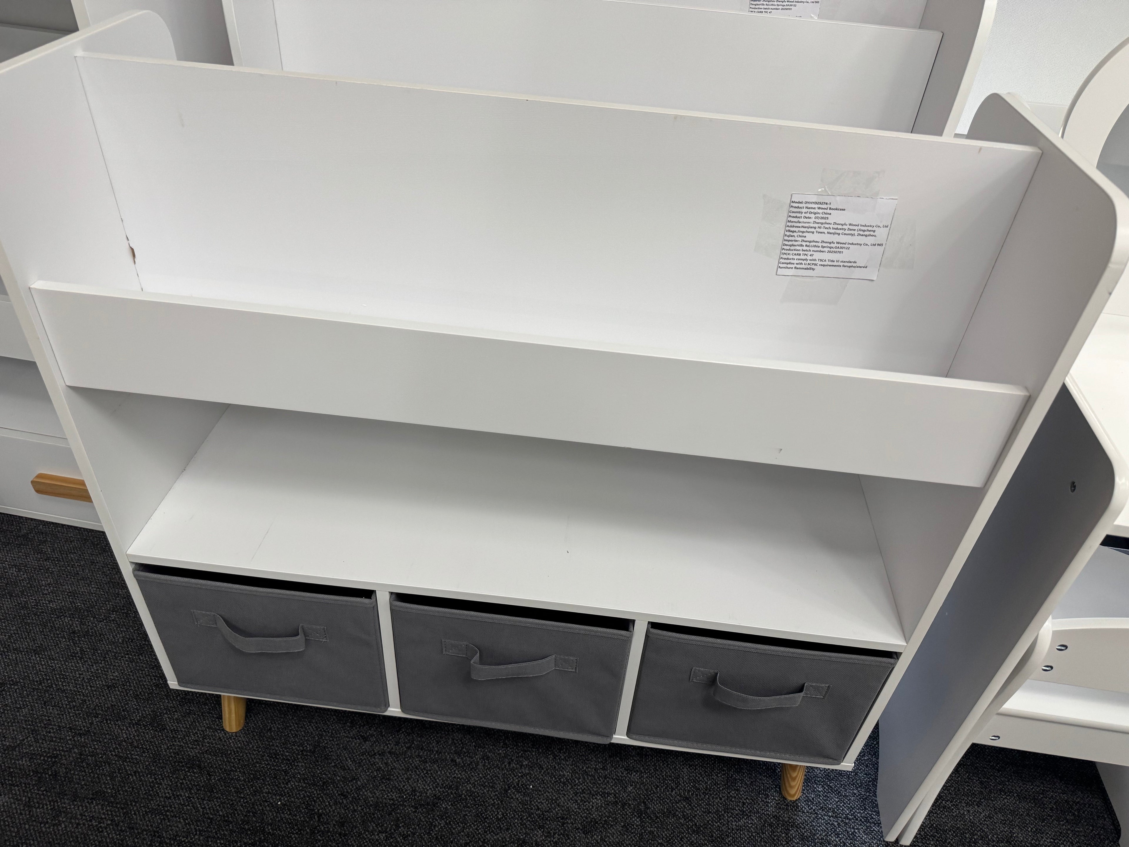 Kids Bookshelf with 3 Fabric Bins