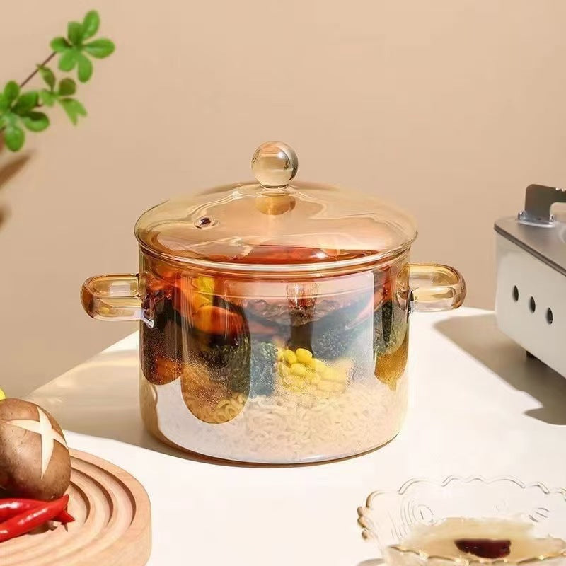 Love-shaped Borosilicate Glass Pot Safe For Direct Flame And High Temperatures