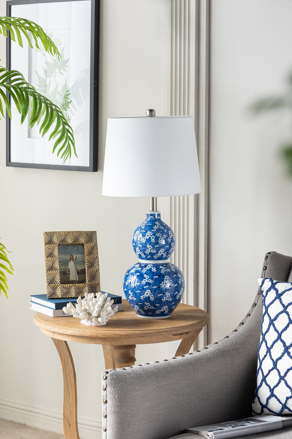 D13x25.7" Table Lamp