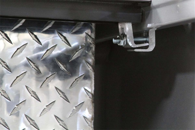 Access Lorado 08-09 Titan King Cab 8ft 2in Bed (Clamps On w/ or w/o Utili-Track) Roll-Up Cover 43209