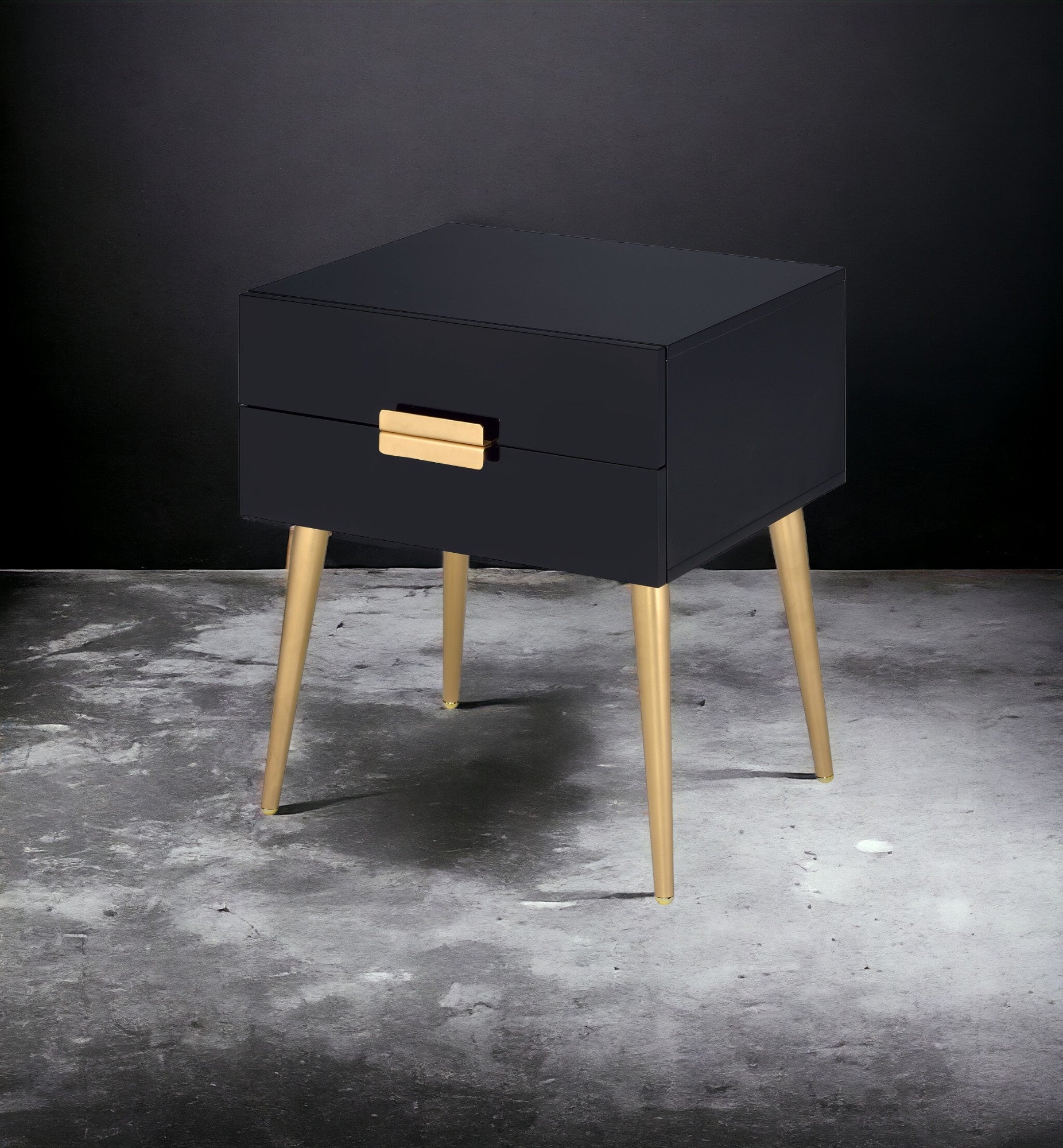 Denvor Rectangular Leg Table