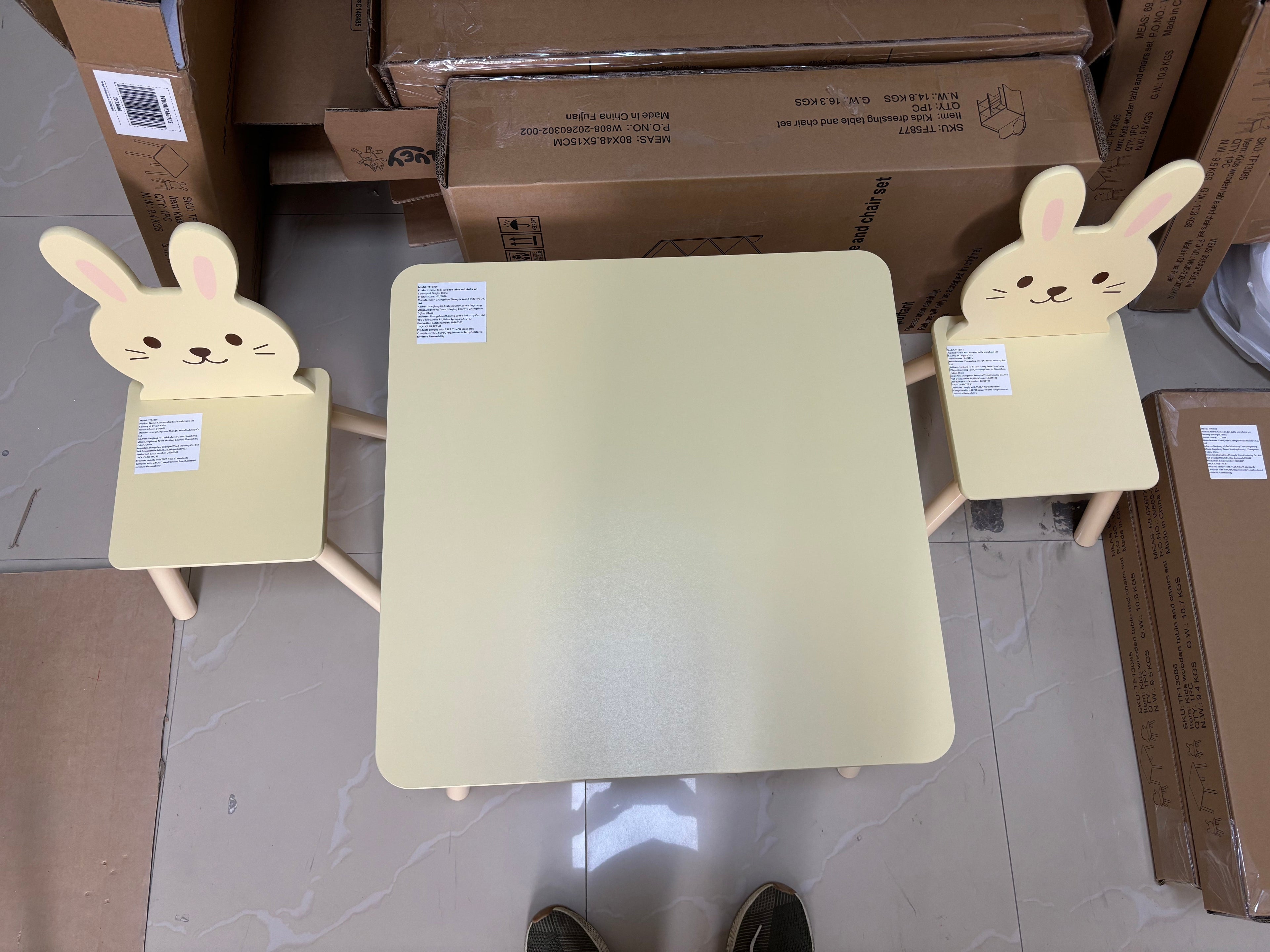 Kids Table and Chair Set with 2 Bunny Chairs