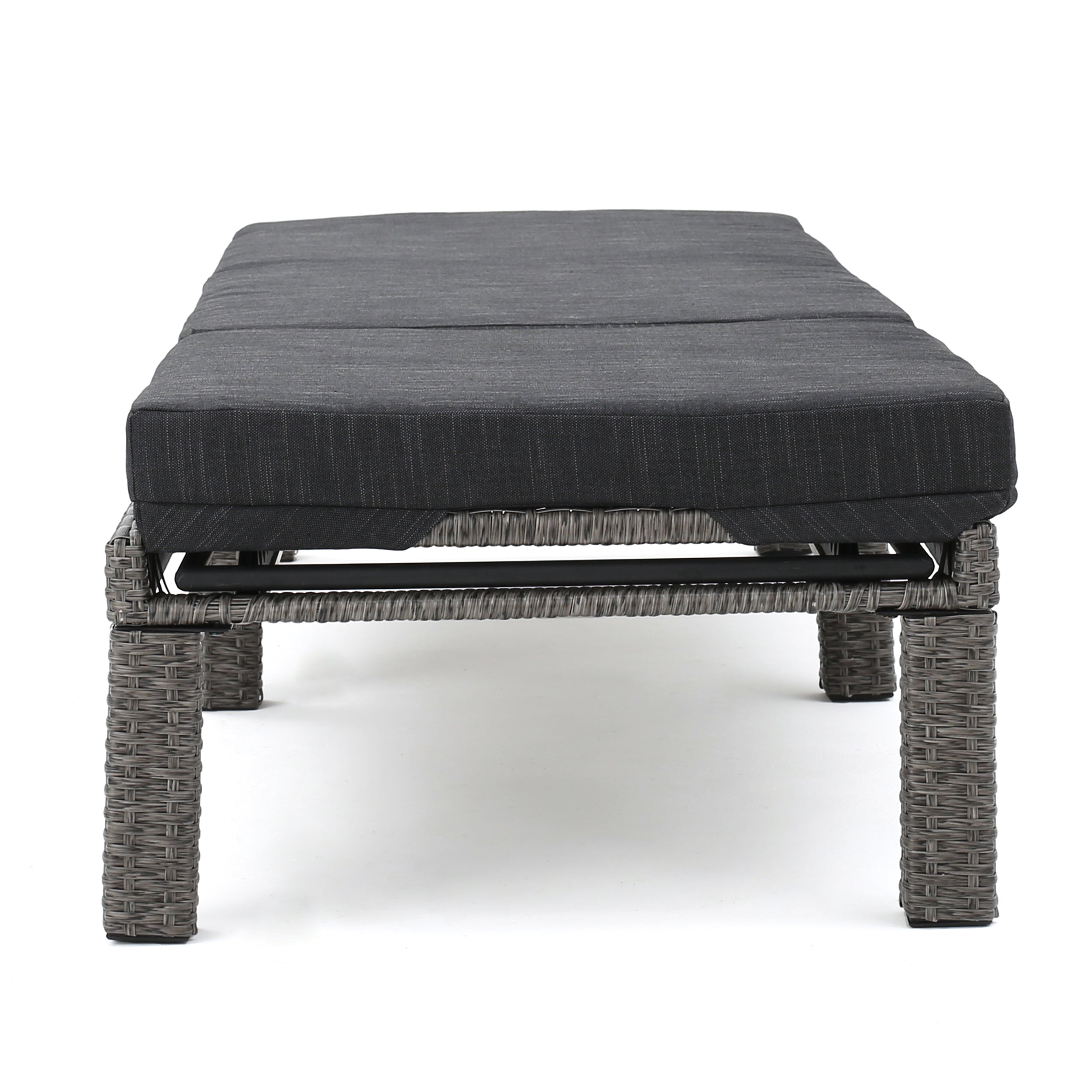 Puerta KD Chaise Lounge, Mixed