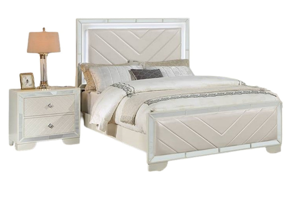 Contemporary 3pc Set Queen Size Bed with Nightstands