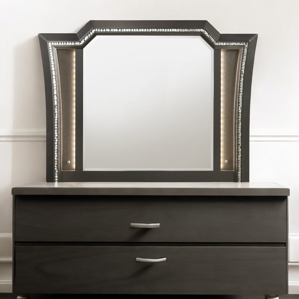 Kaitlyn Metallic Vanity & Dresser Mirror