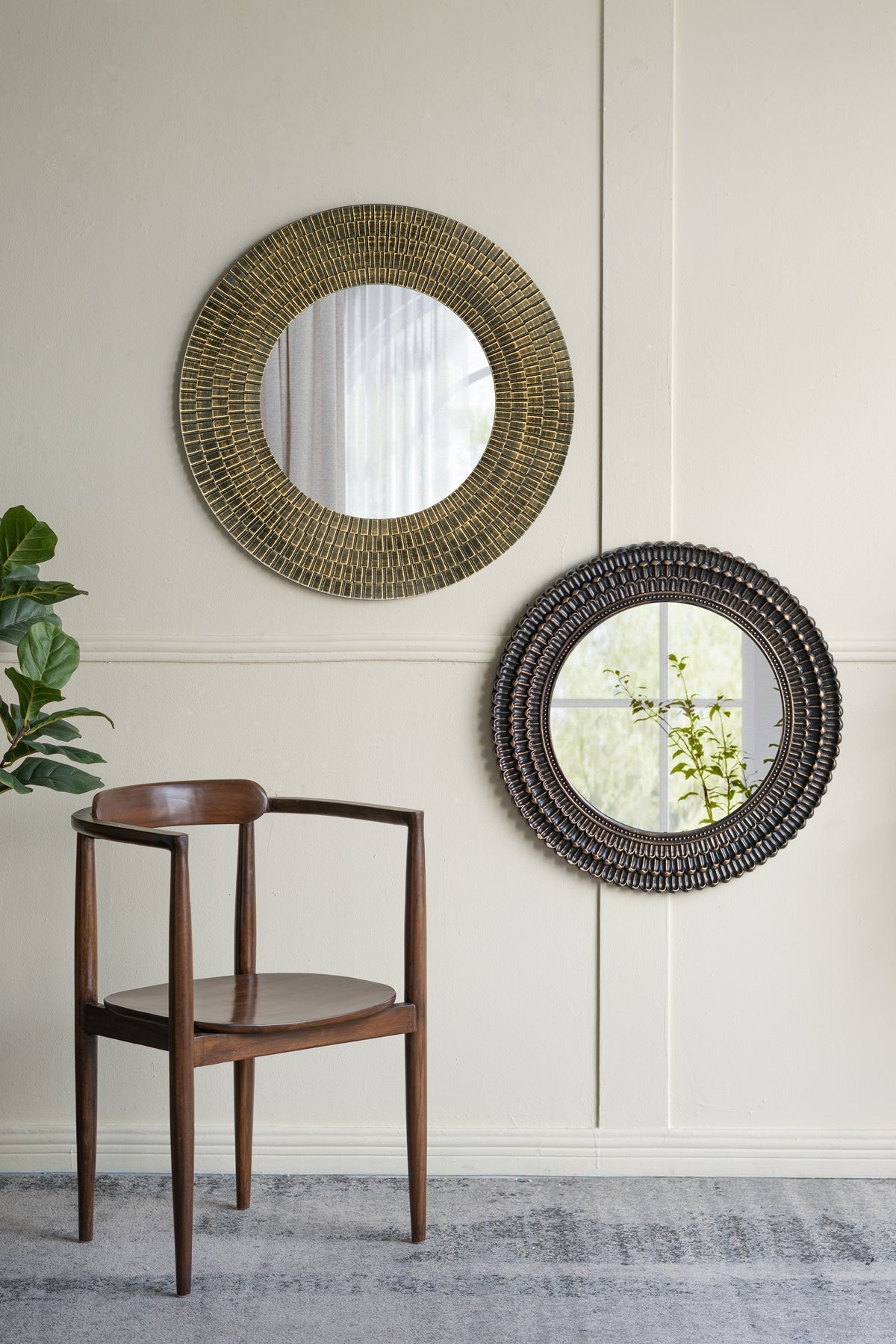 D29.5" Round Wall Mirror