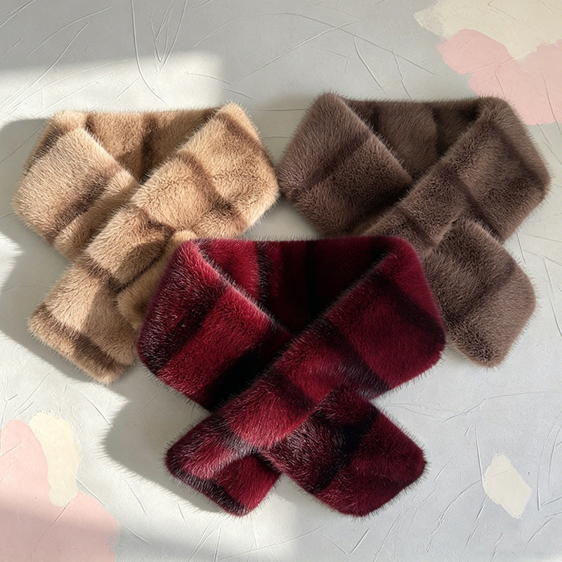 Striped Color Contrast Soft Plush Cross-hole Scarf With Retro And Sophisticated Style, Suitable For Autumn And Winter Commuting And Traveling Outfits.