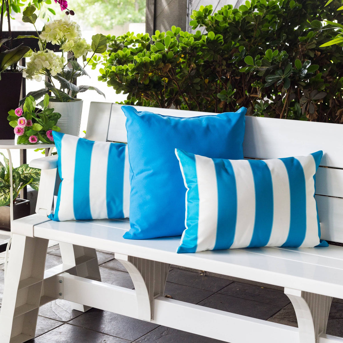 Horizon Stripe Pillow 14" x 20" - Outdoor & Indoor