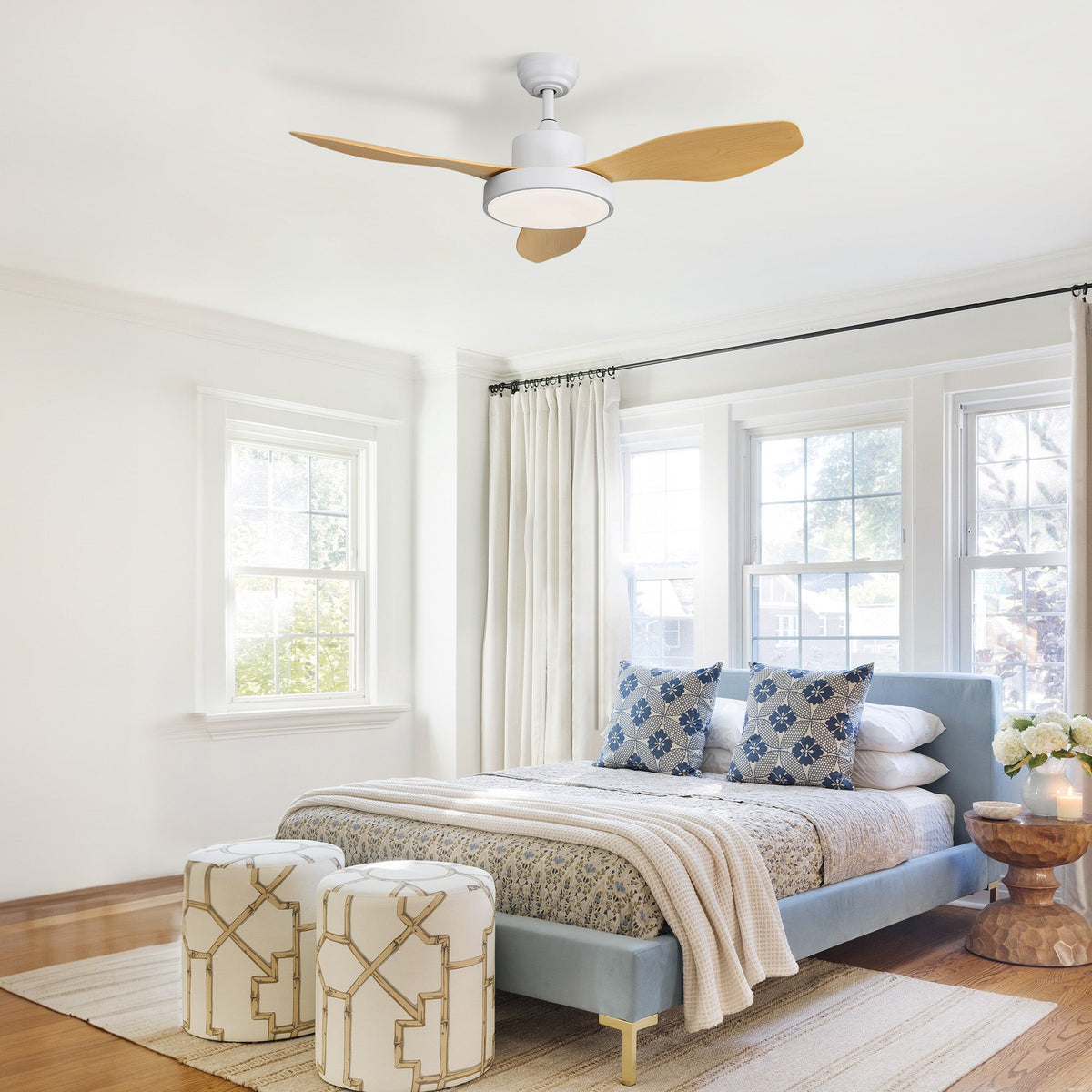 47 Inch Ceiling Fan with 22W LED Light and Remote Control