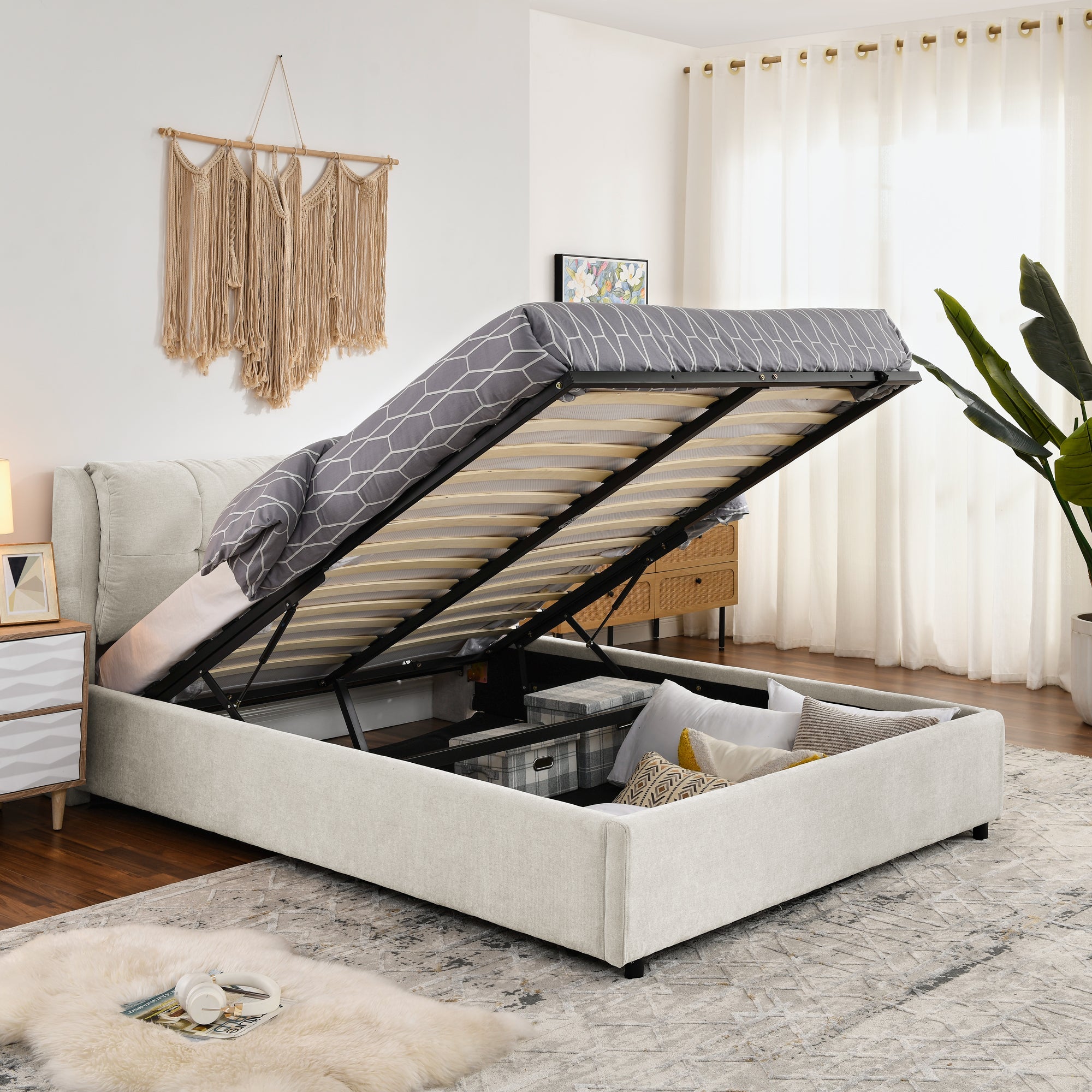 Queen Size Storage Upholstered Hydraulic Platform Bed