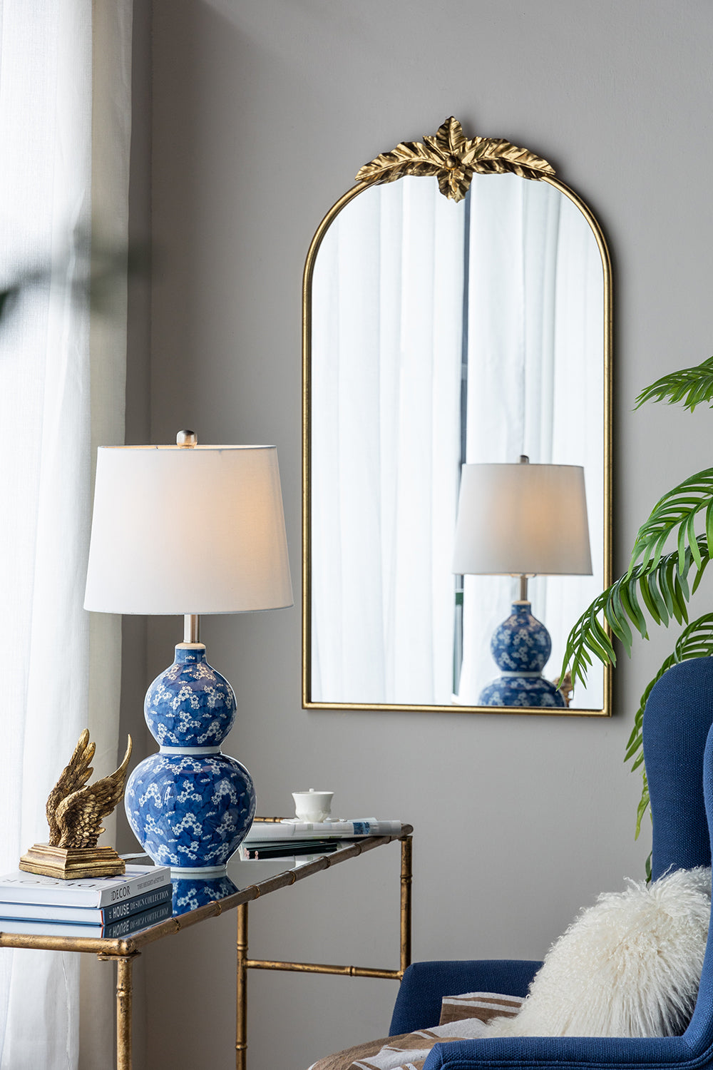 D13x25.7" Table Lamp