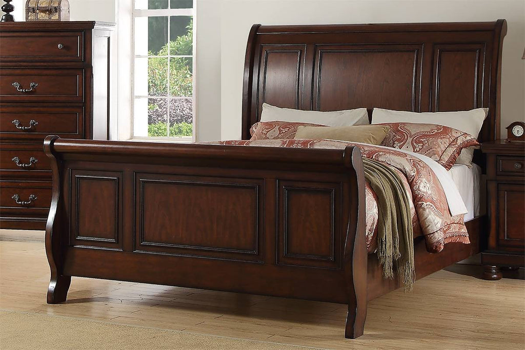 Traditional 3pc Set Queen Size Bed with Nightstands