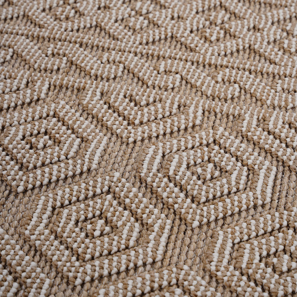Guros Collection 4'x6' Area Rug