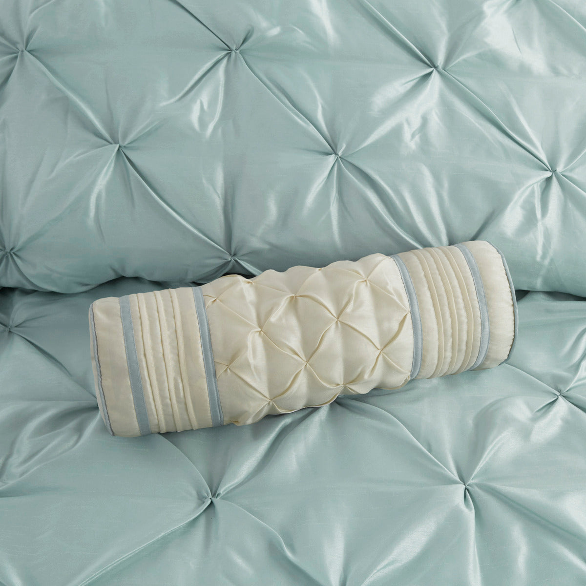 7 Piece Tufted Comforter Set Seafoam Cal King
