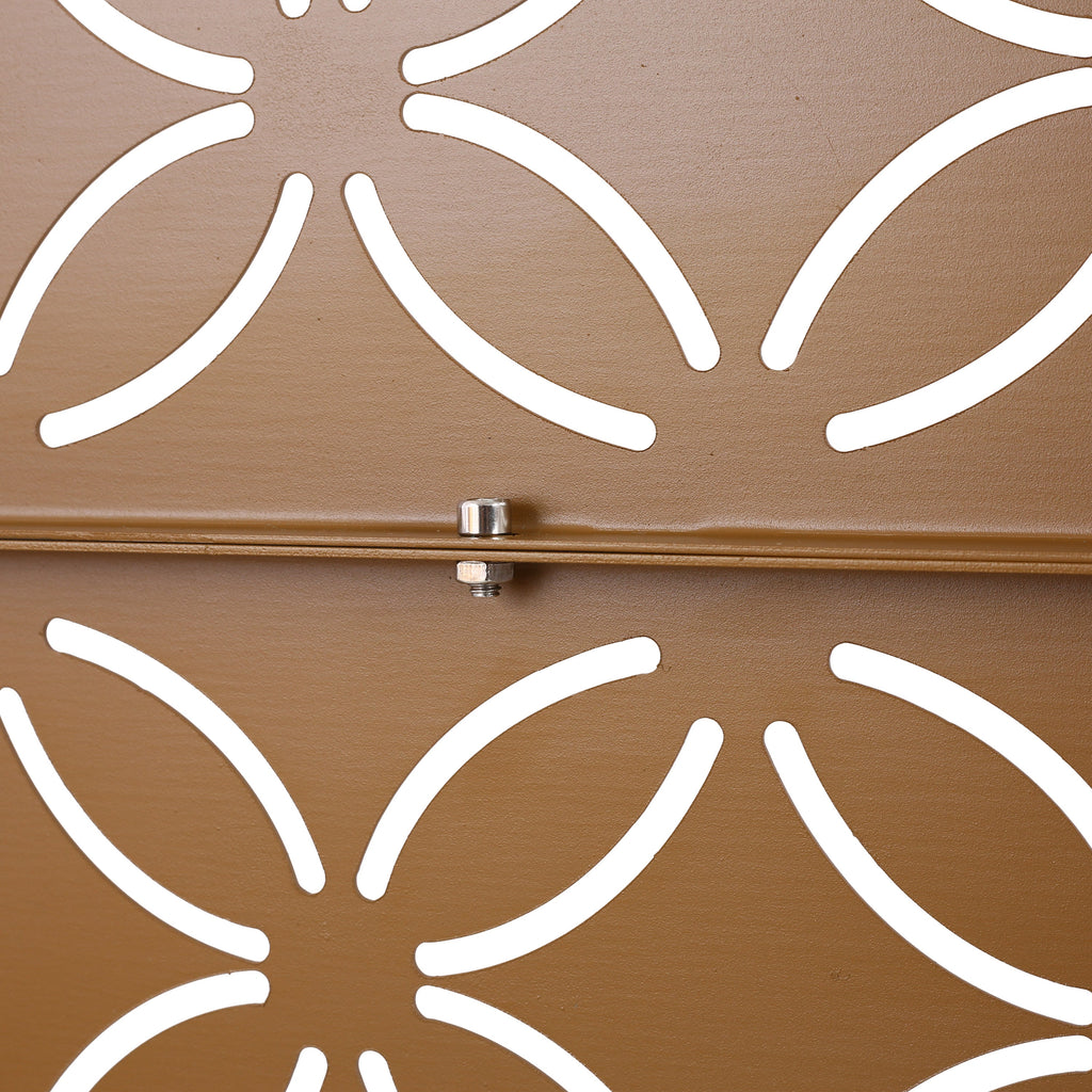 Freestanding Metal Privacy Screen