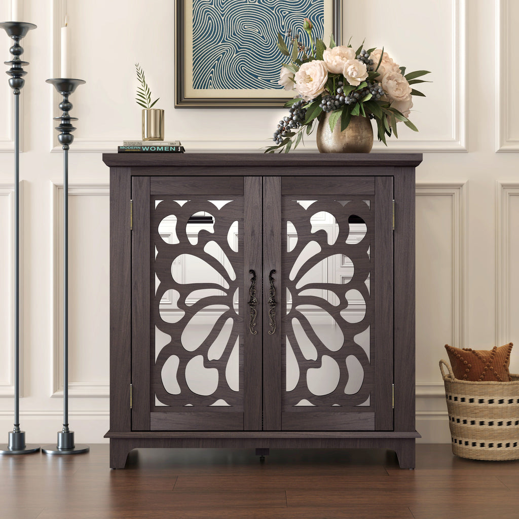 Elegant Sideboard with Mirrored Doors