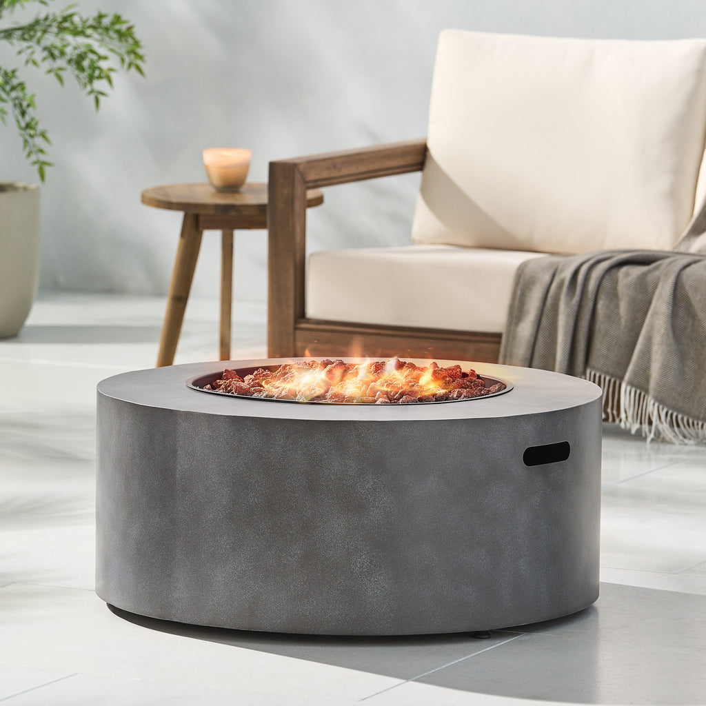 Wellington Round Iron Fire Pit - 40,000 BTU