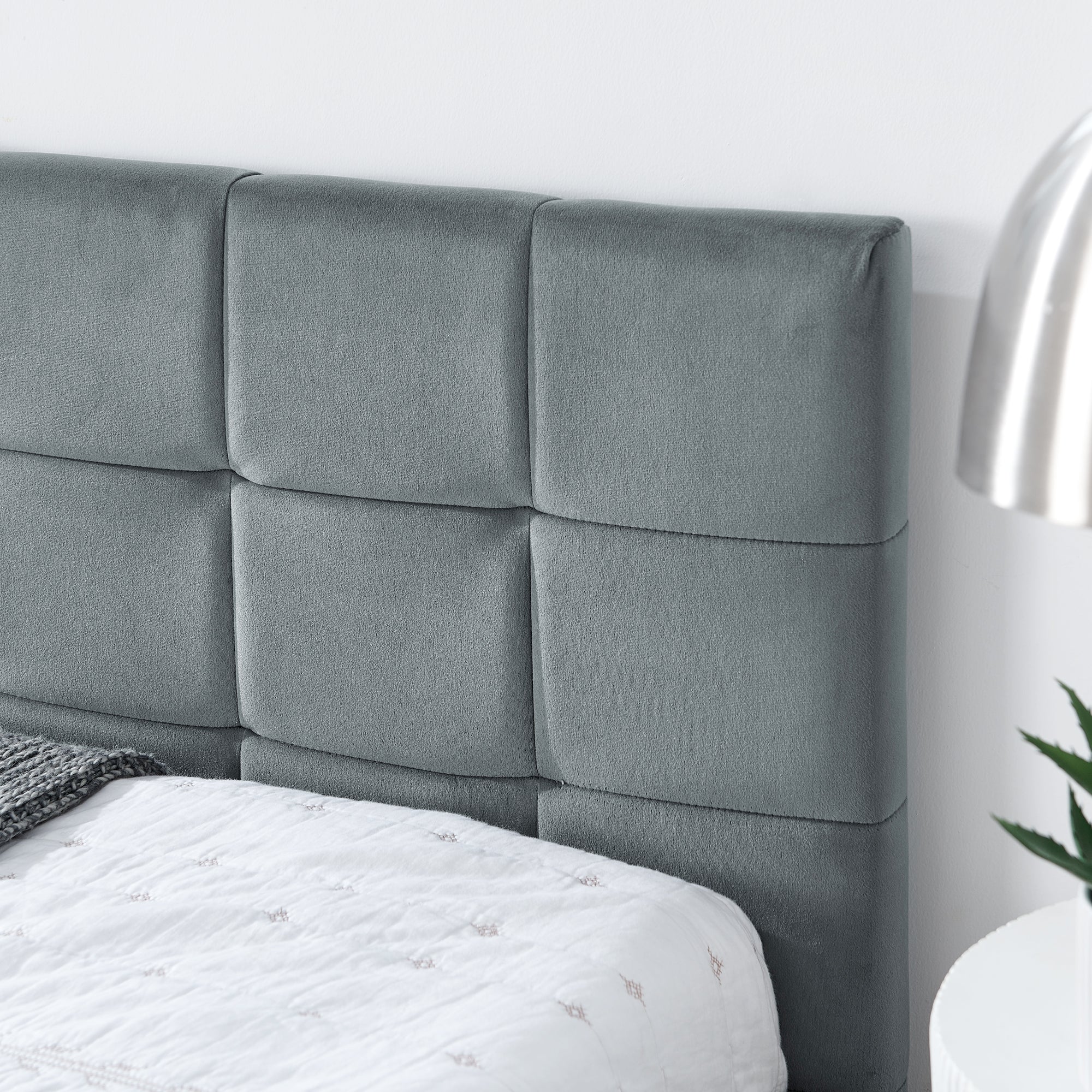 Full Size Upholstered Tufted Bed Frame