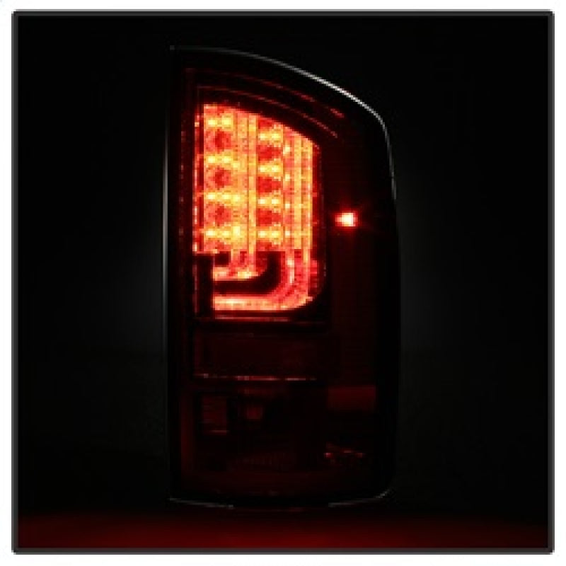 Spyder Dodge Ram 02-06 1500 Version 2 LED Tail Light - Red Clear ALT-YD-DRAM02V2-LED-RC 5081827