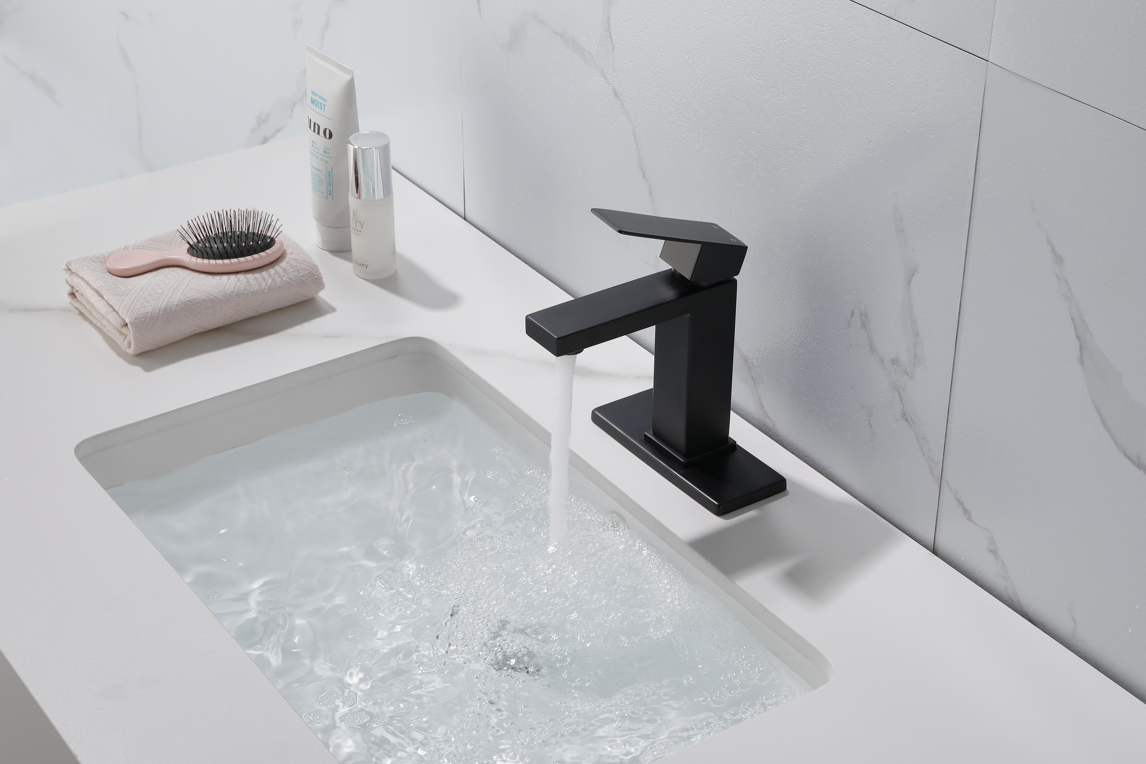 Single Handle Bathroom Sink Faucet with Pop-Up Drain