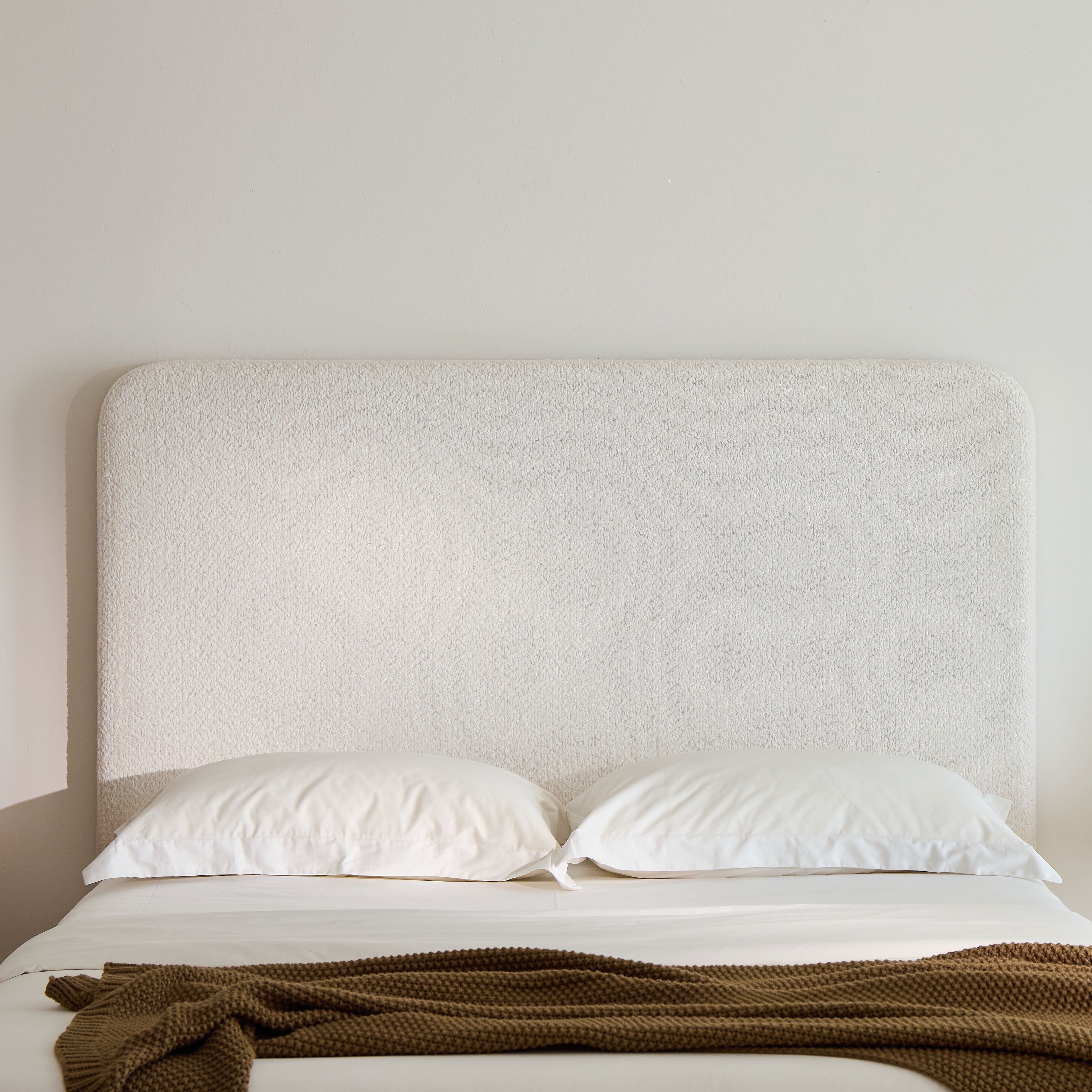 Canter Tall Headboard Upholstered Bed - Pearl