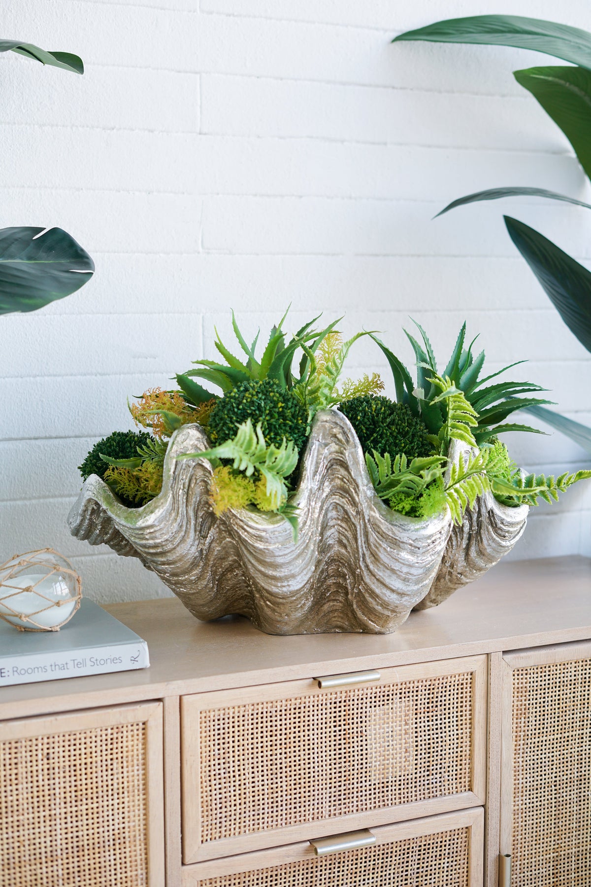 19.7x10.6x5.5" Decorative Shell Bowl