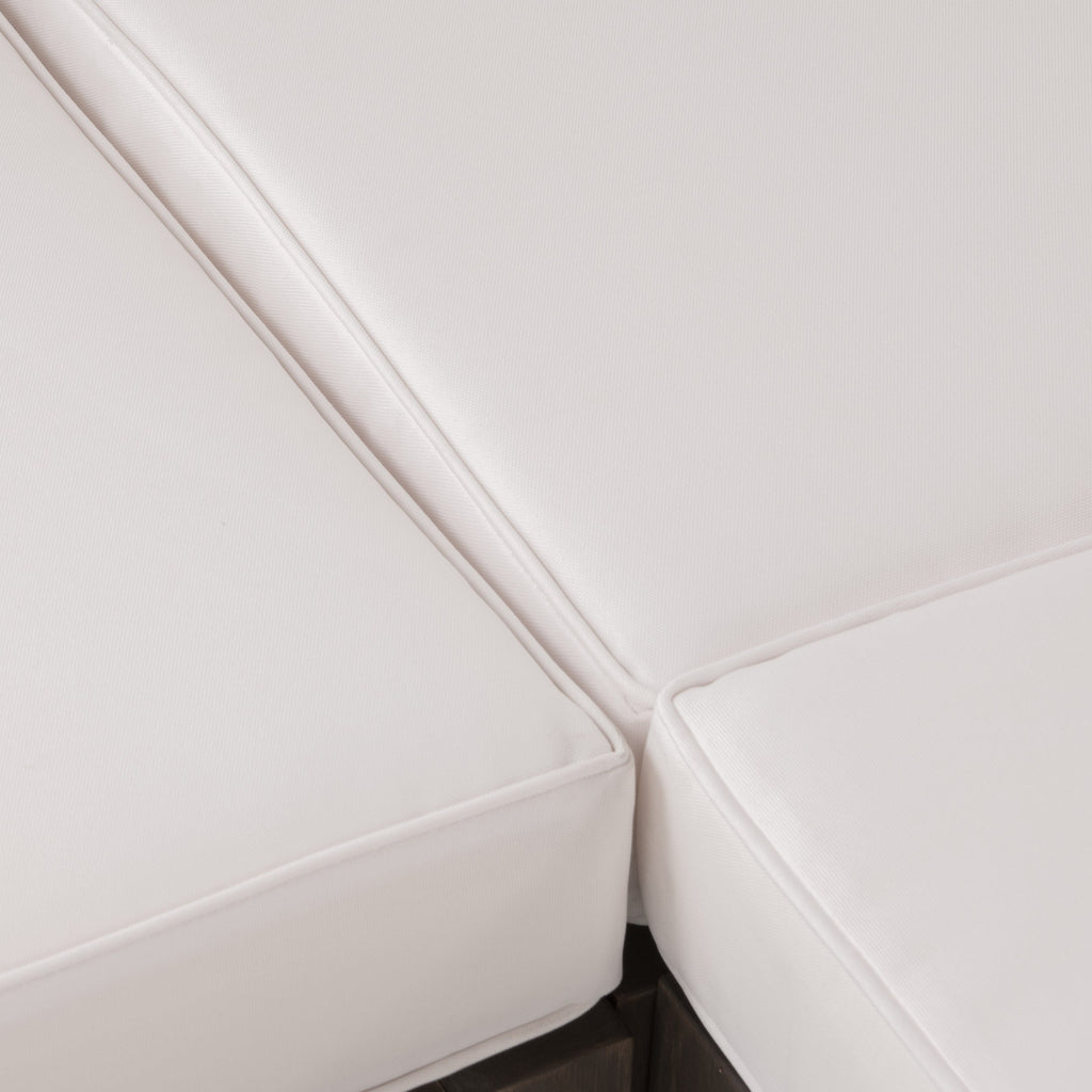 Oana Corner Chair