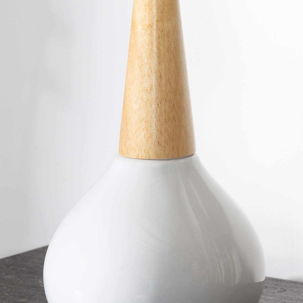 Baugo White Ceramic Table Lamp