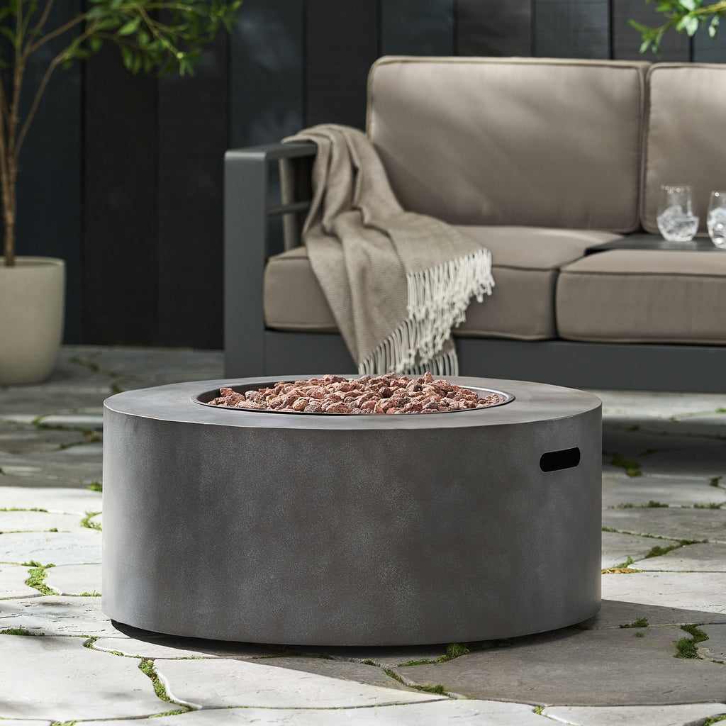 Wellington Round Iron Fire Pit - 40,000 BTU