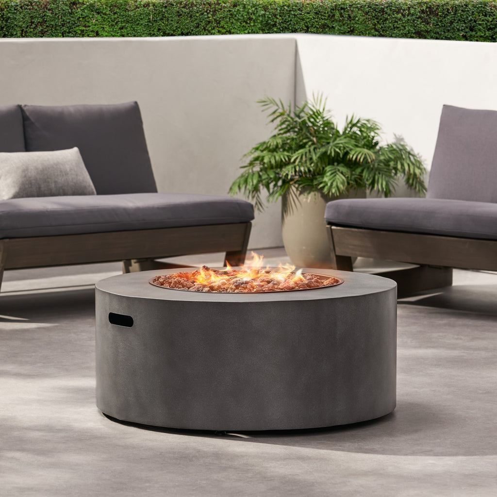 Wellington Round Iron Fire Pit - 40,000 BTU