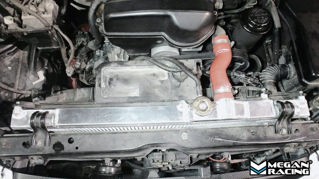 Megan Racing Radiator Manual Transmission for 2000-2005 Lexus IS300 All Aluminum, 50mm Heat Exchanger MR-RT-LI01