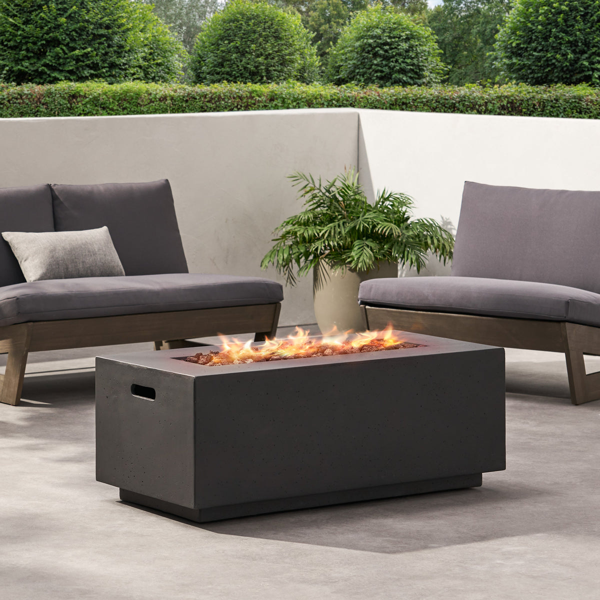40" Outdoor 40,000 BTU Rectangular MgO Concrete Propane Fire Pit