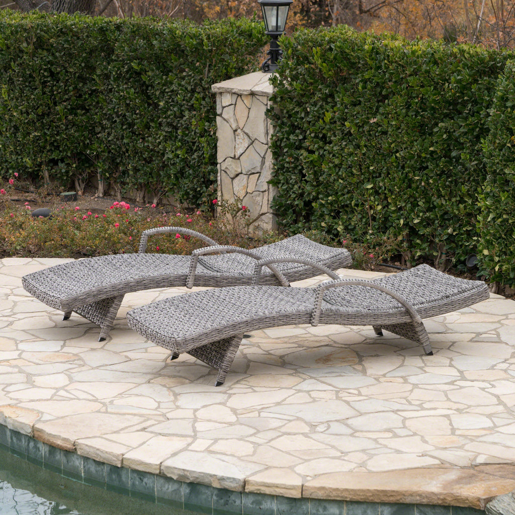 Crete Wicker Chaise Lounge
